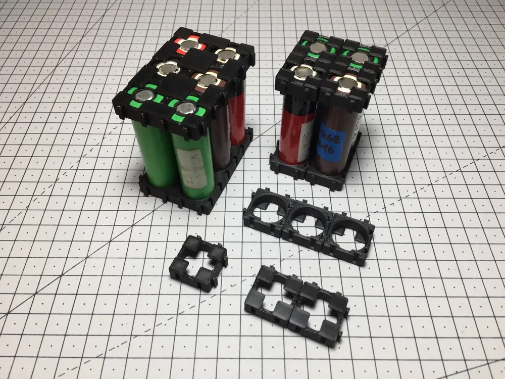 18650 Battery Holder Bracket by orax