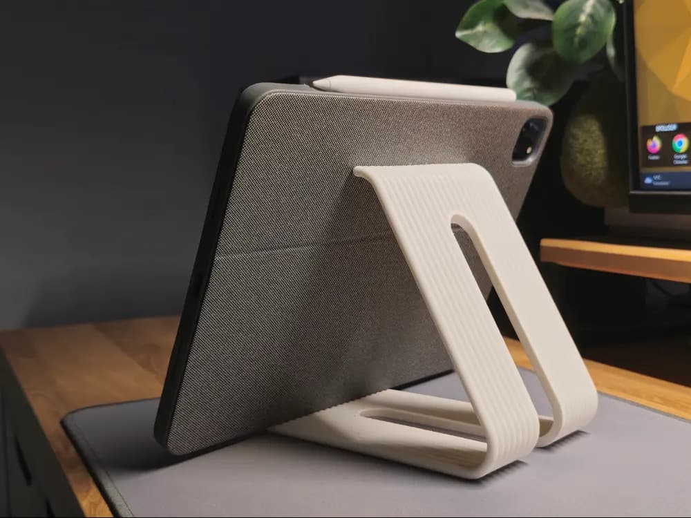 2-in-1 Tablet and Monitor Stand by Robota