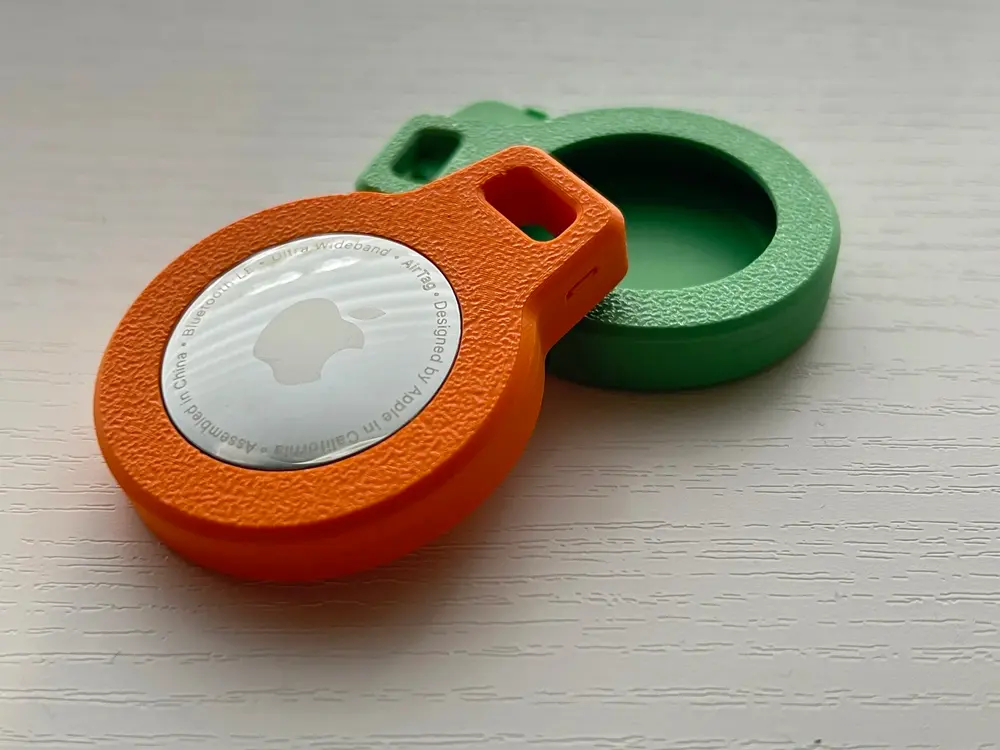 AirTag Keychain Holder by Jonan Seeley