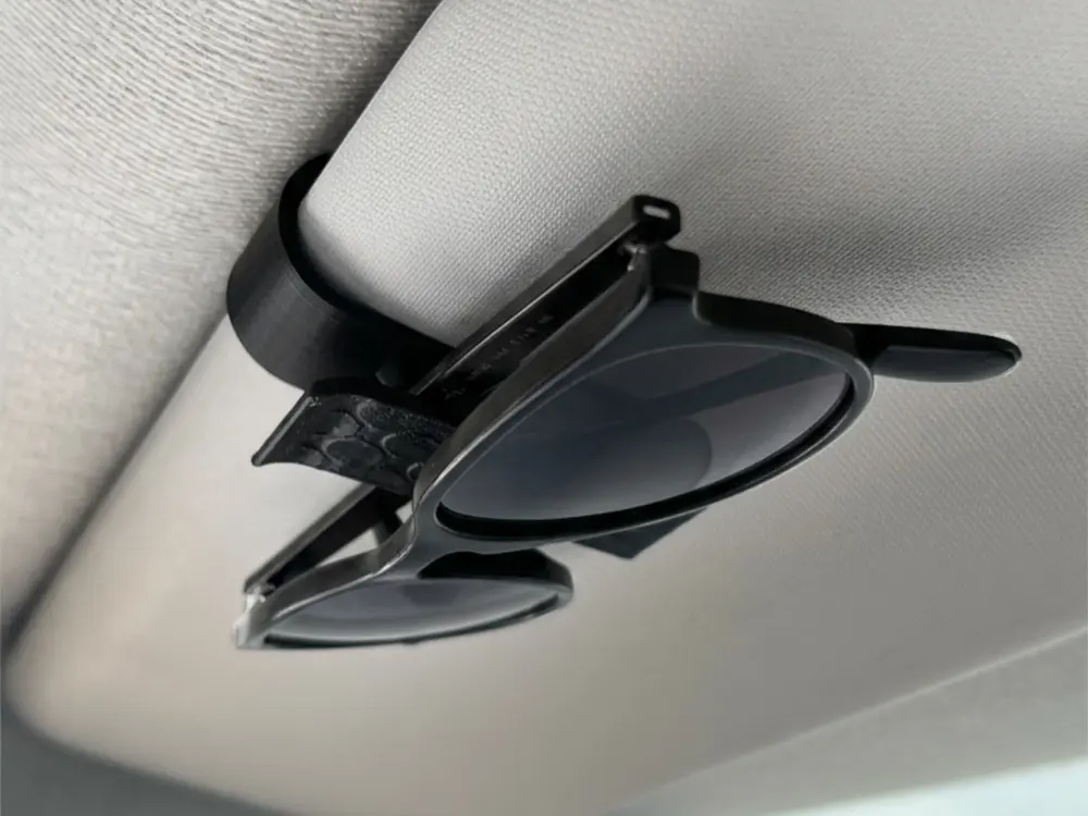 Car Visor Sunglasses Holder by formastampa