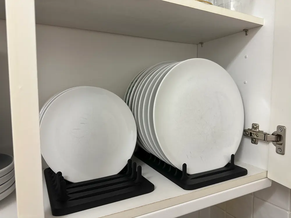 Dinner Plate Vertical Stand by Will