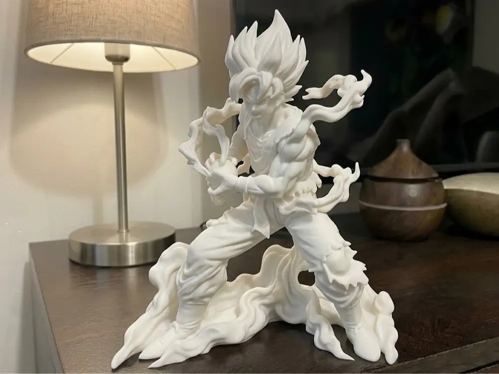 Goku Super Saiyan Kamehameha Figure by Clean Studio