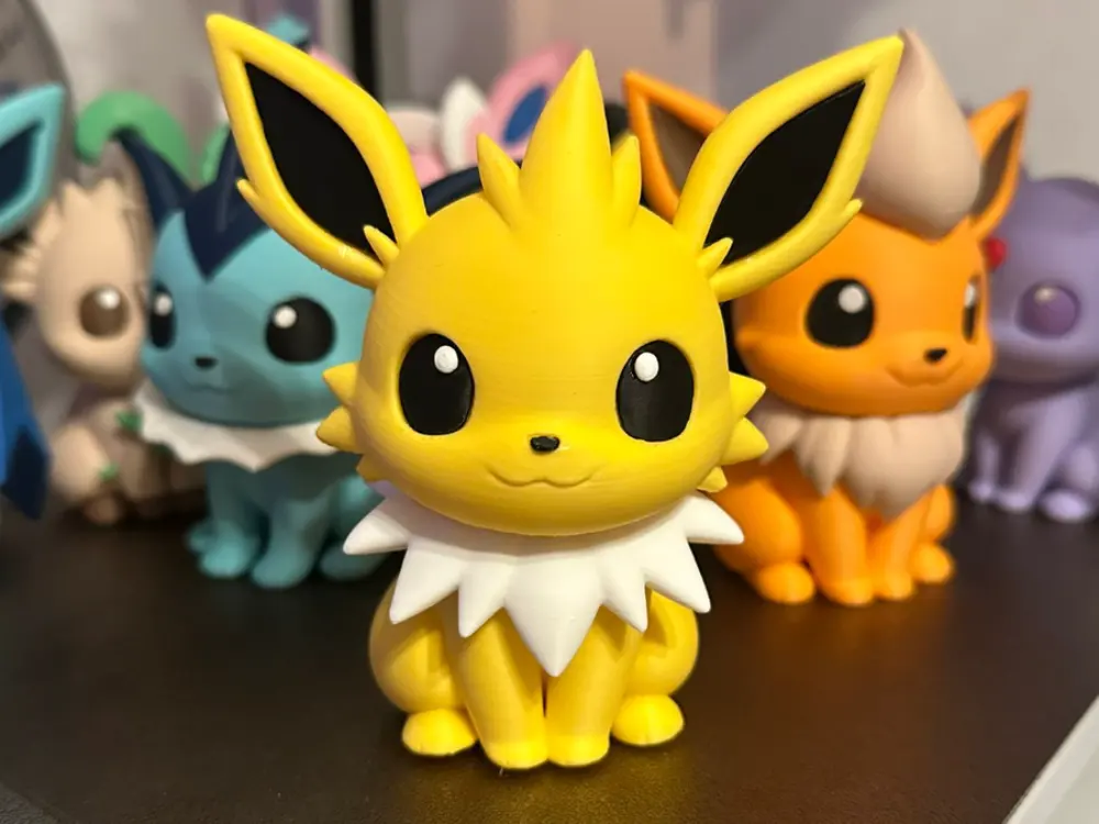 Jolteon Chibi by Atseini