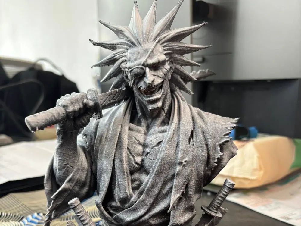 Kenpachi Zaraki Bust (Bleach) by orenlibane