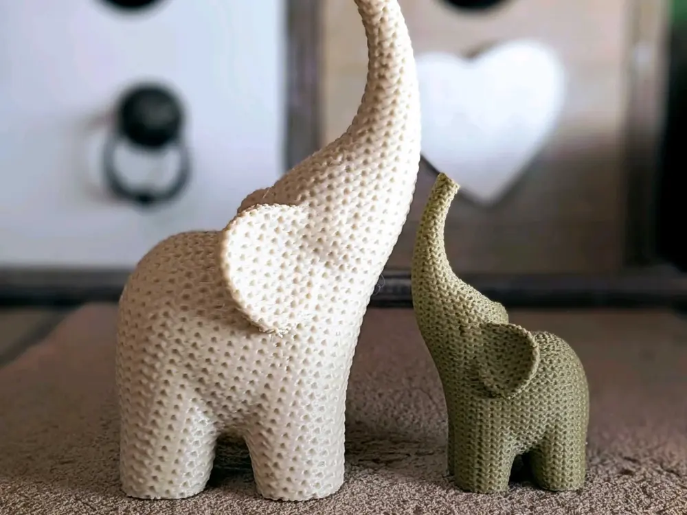 Knitted Texture Elephant Figure by enma.3d