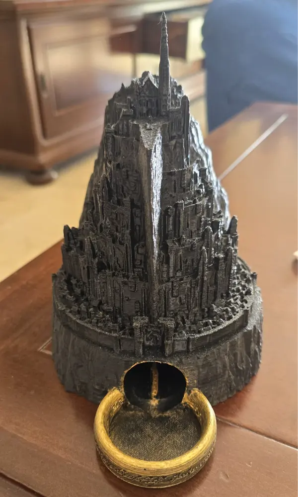 Minas Tirith Tower Dice Launcher by franci707