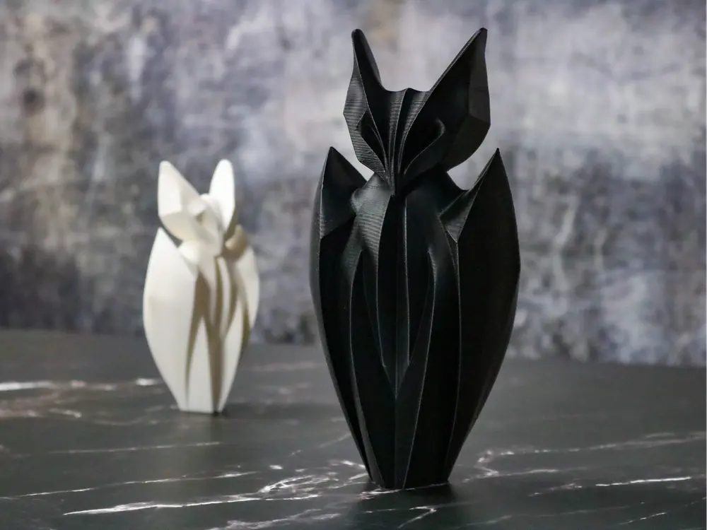 Minimalist Bat Sculpture by pozsar