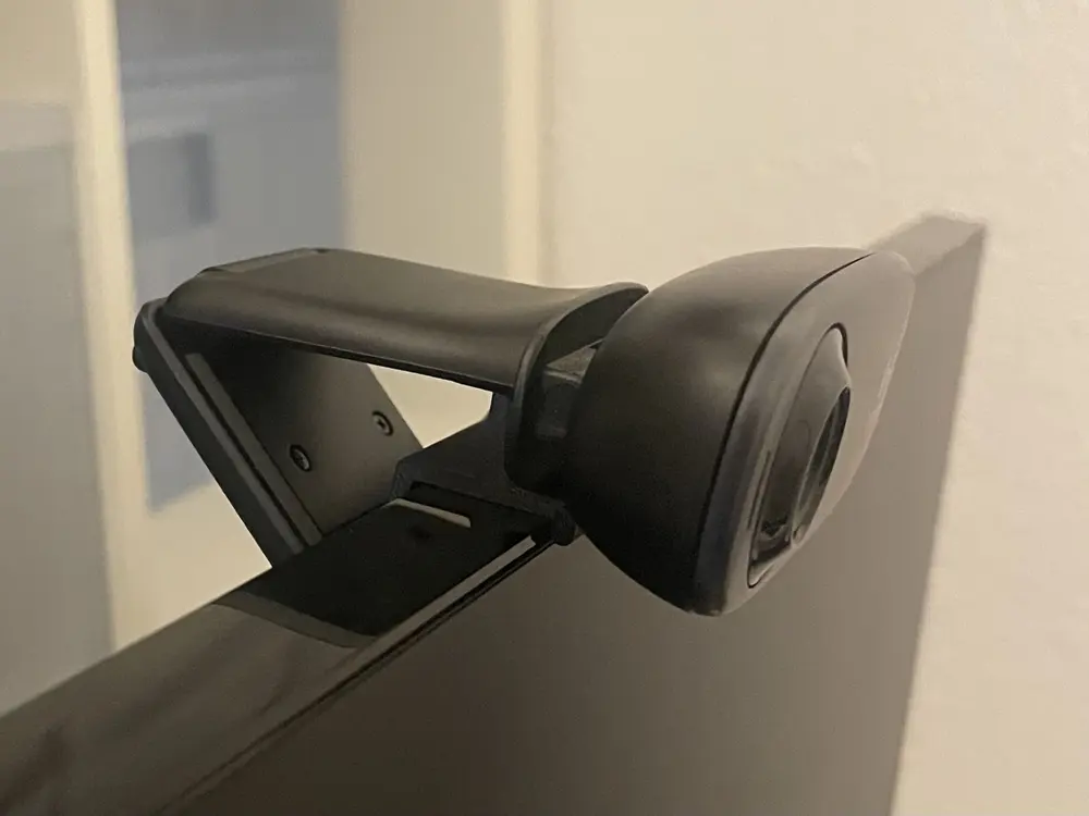 Monitor Webcam Mount by Coawl