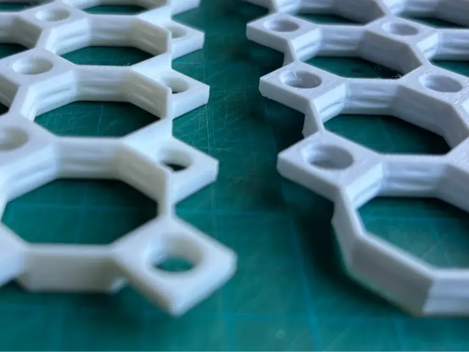 Overlapping Multiboard: Connect Several Into One by 駄目ｇ
