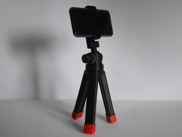 Phone and Camera Mini Tripod by MakerVerse Designs