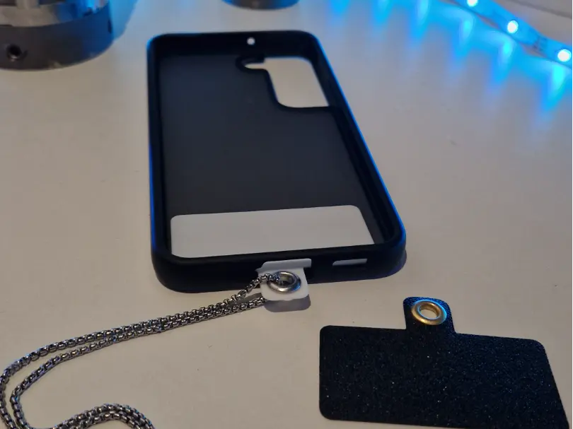 Phone Case Chain Anchor by Leon Weissmann