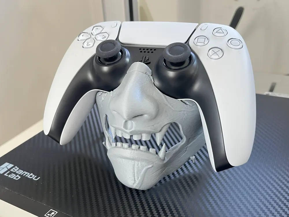 PS5 Controller Holder (Ghost of Yotei) by Schlingen
