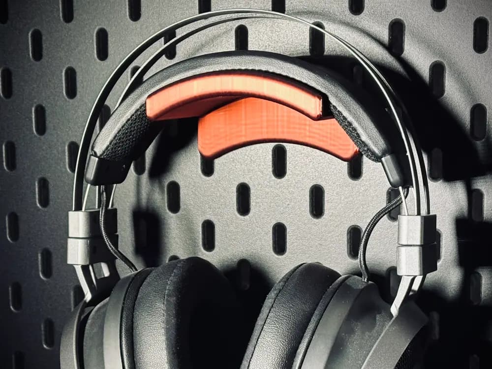 Skadis Headset Hanger by JavventuraDesigns