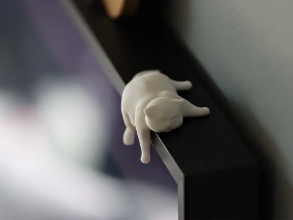Sleepy Fat Cat by Guybrush