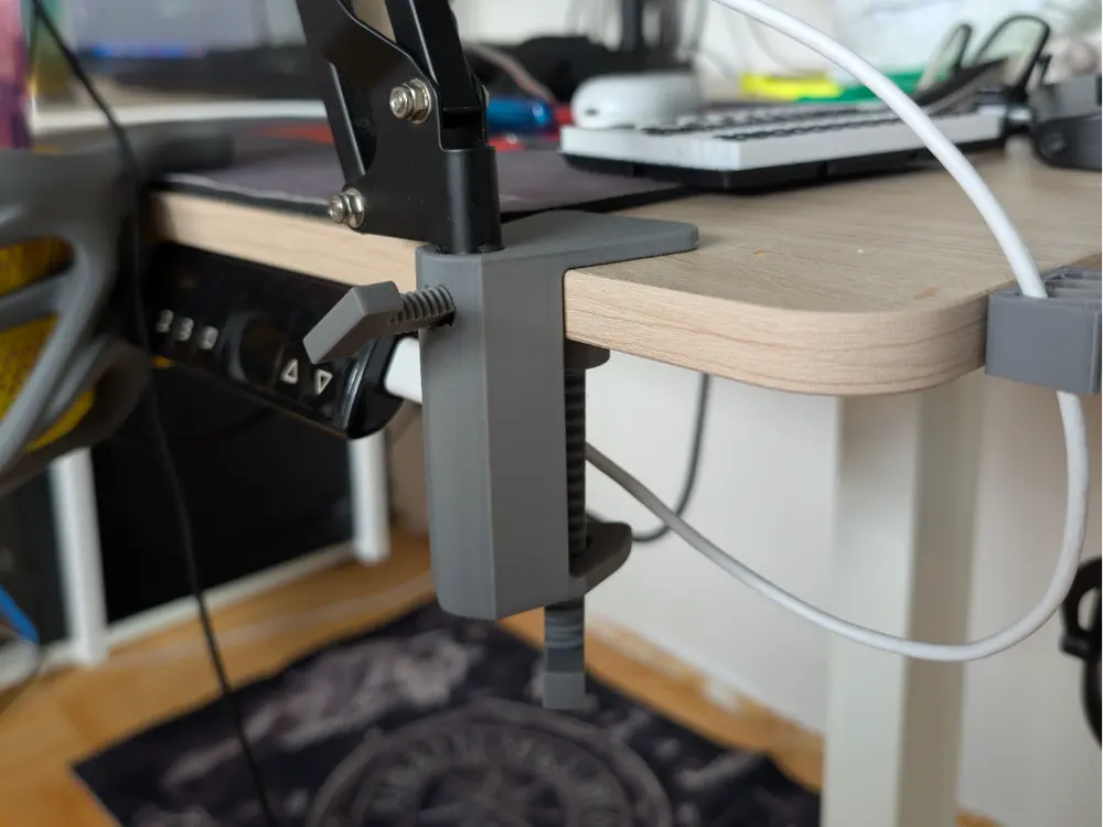 Universal Desk Clamp for Lights and Mics by Tiarin Hino
