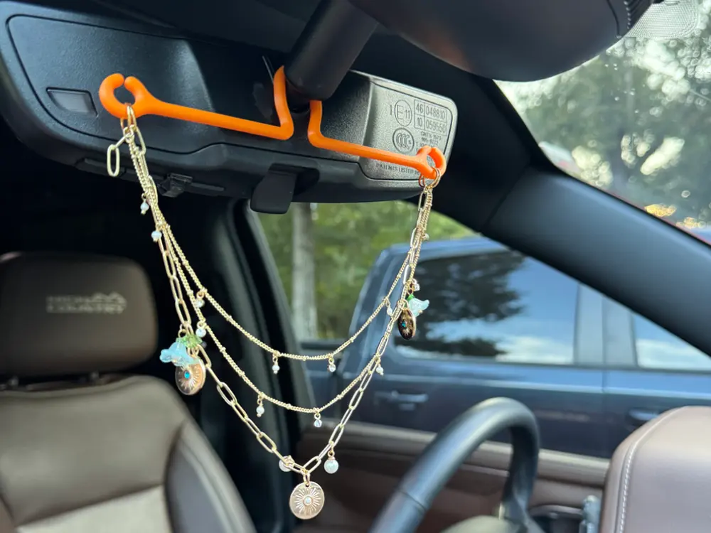 Vehicle Charm Holder by LayerLab Industry