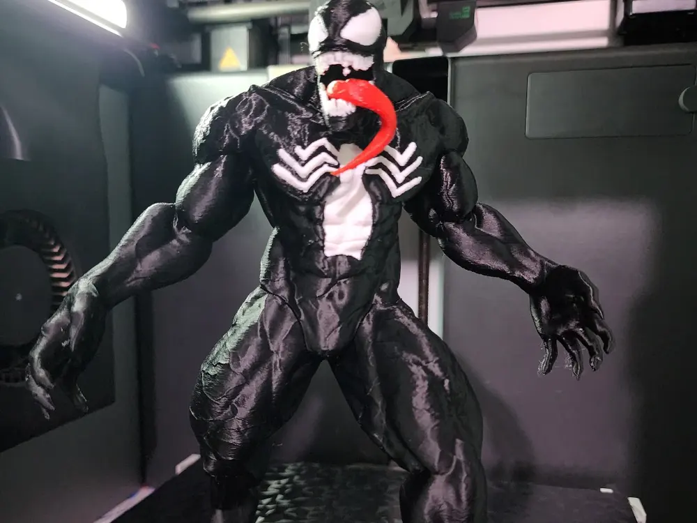 Venom Bust by toddcoello