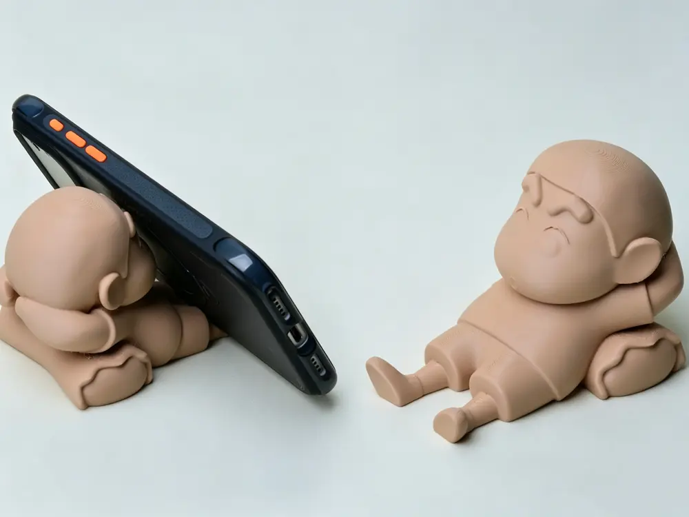 Shinchan Phone Holder by puresa